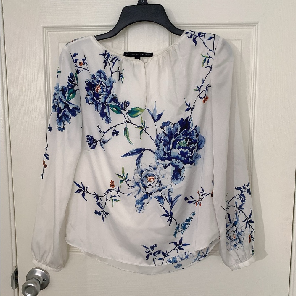 White House Black Market Blue Floral Mandarin Collar Blouse